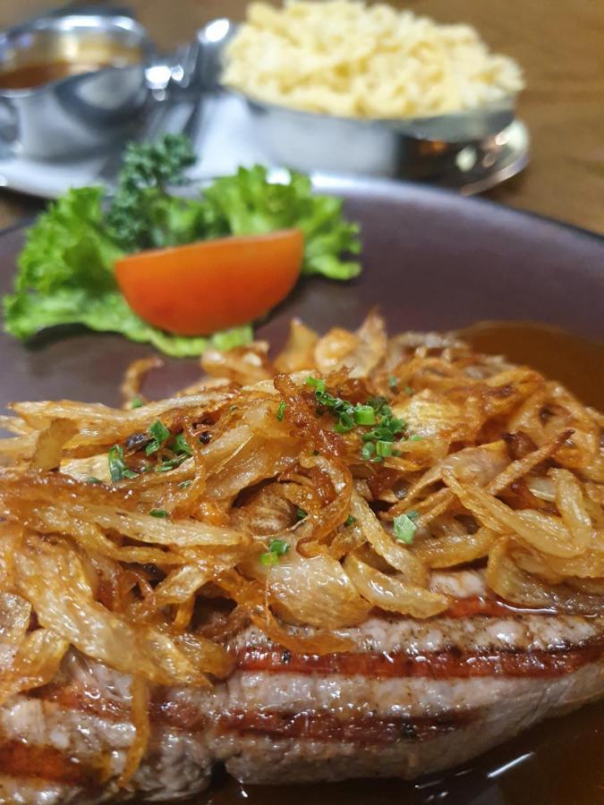 Hotel-Restaurant Und Gaestehaus Loewen Süßen Εξωτερικό φωτογραφία